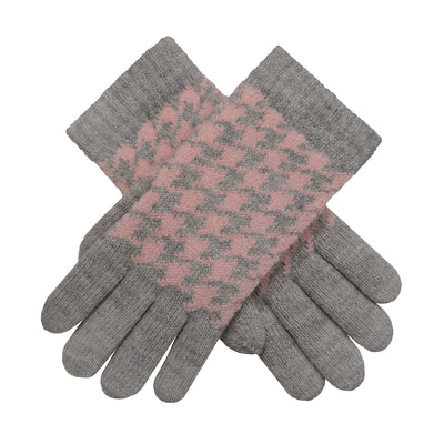 Featured Women's Dogtooth Pattern Accessories image