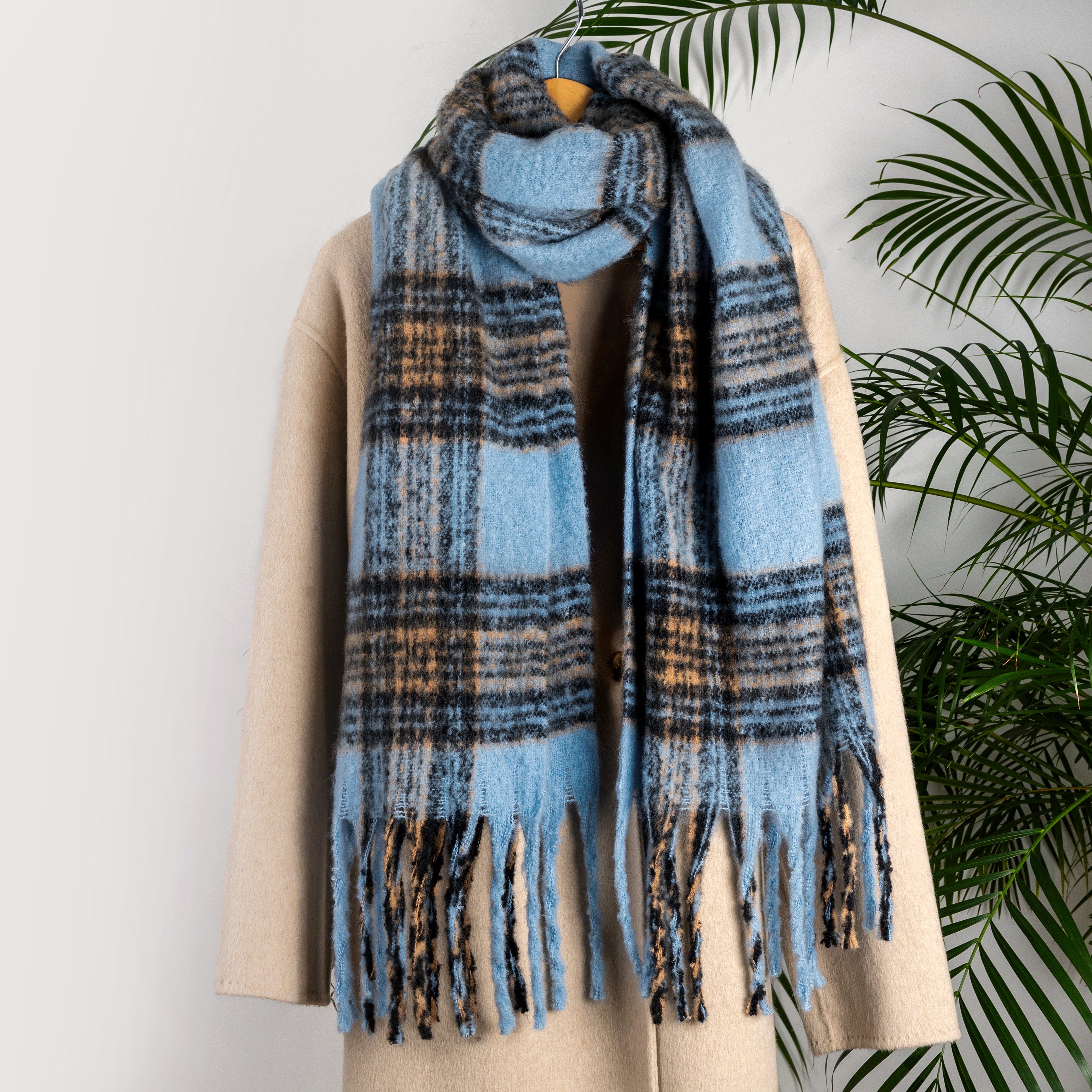 小物 TENDERLOIN SCARF CHECKER Women's Plaid Small-Check Scarf with Tassels | Dents