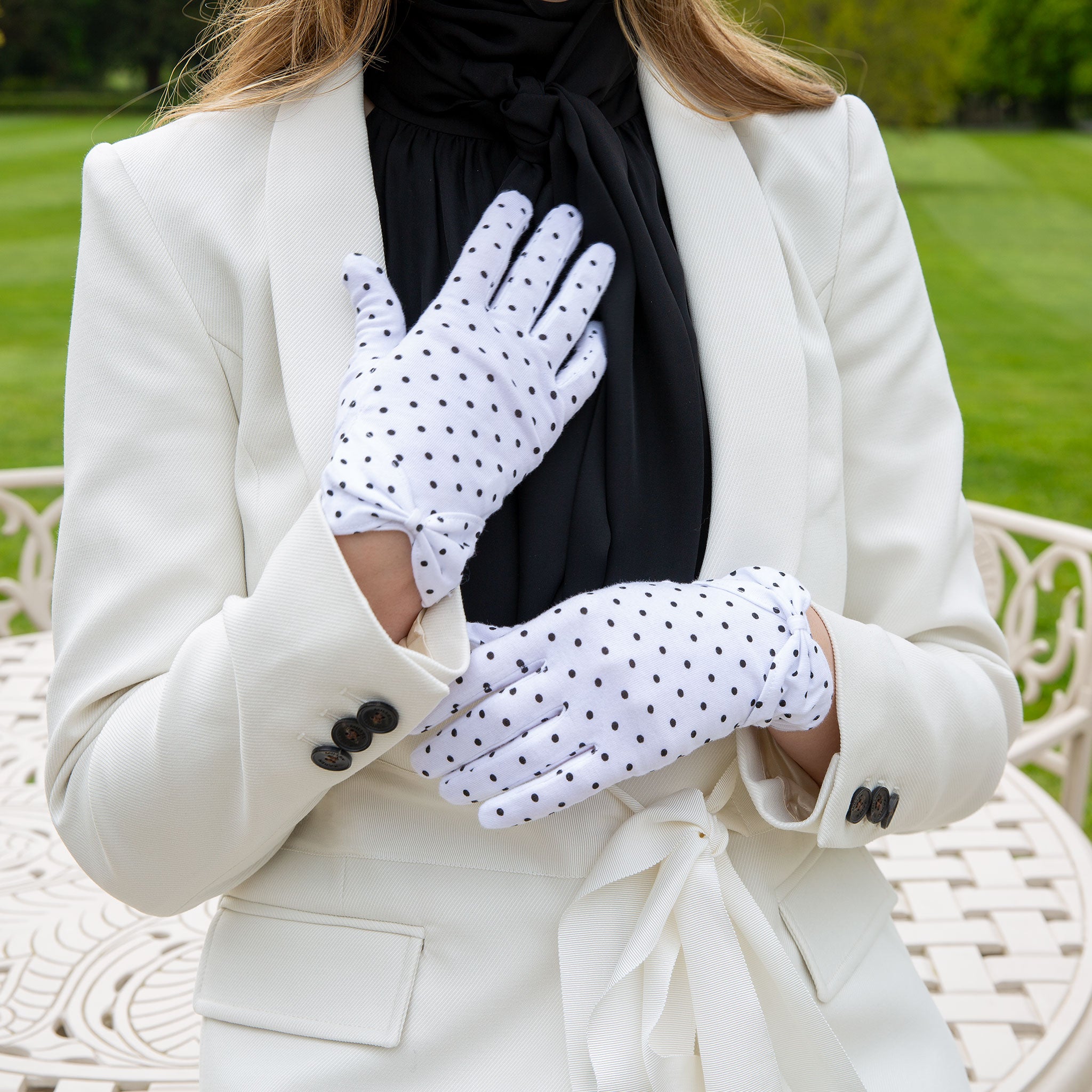 Women's Spotted Cotton Gloves With Cuff Bow Dents