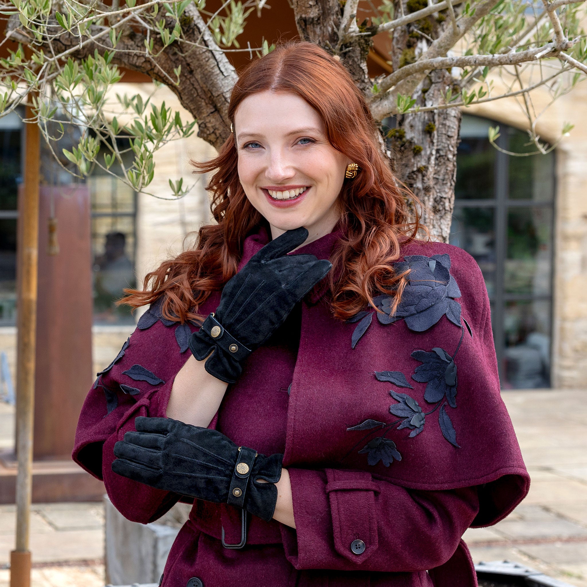 Laura | Women's Suede Walking Gloves | Dents
