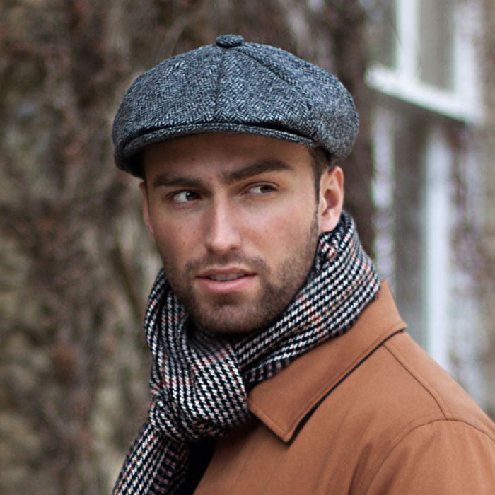 Men's Abraham Moon Herringbone Tweed Newboy's Cap in Charcoal
