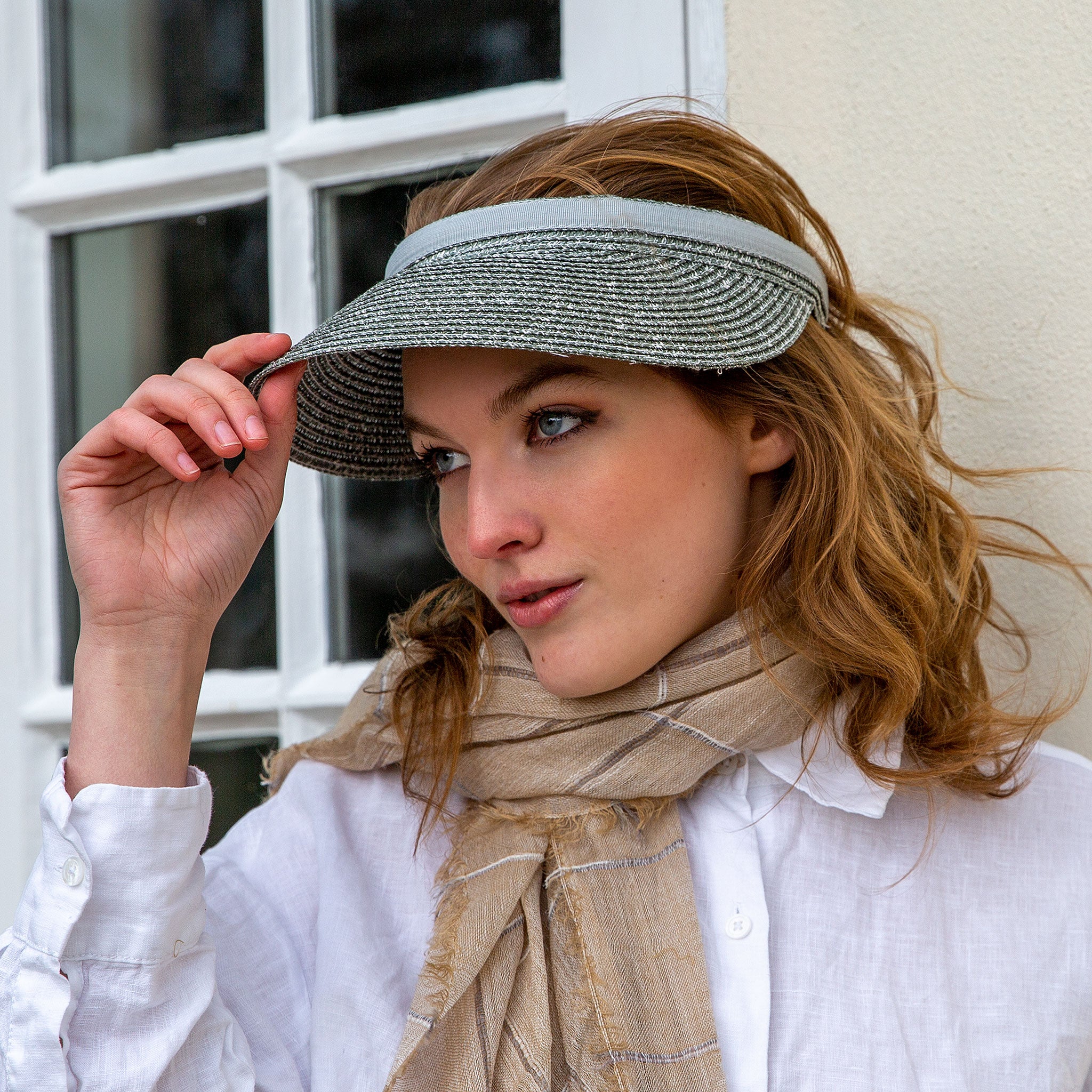 Women's Marl Straw Sun Visor with Ribbon Band Dents