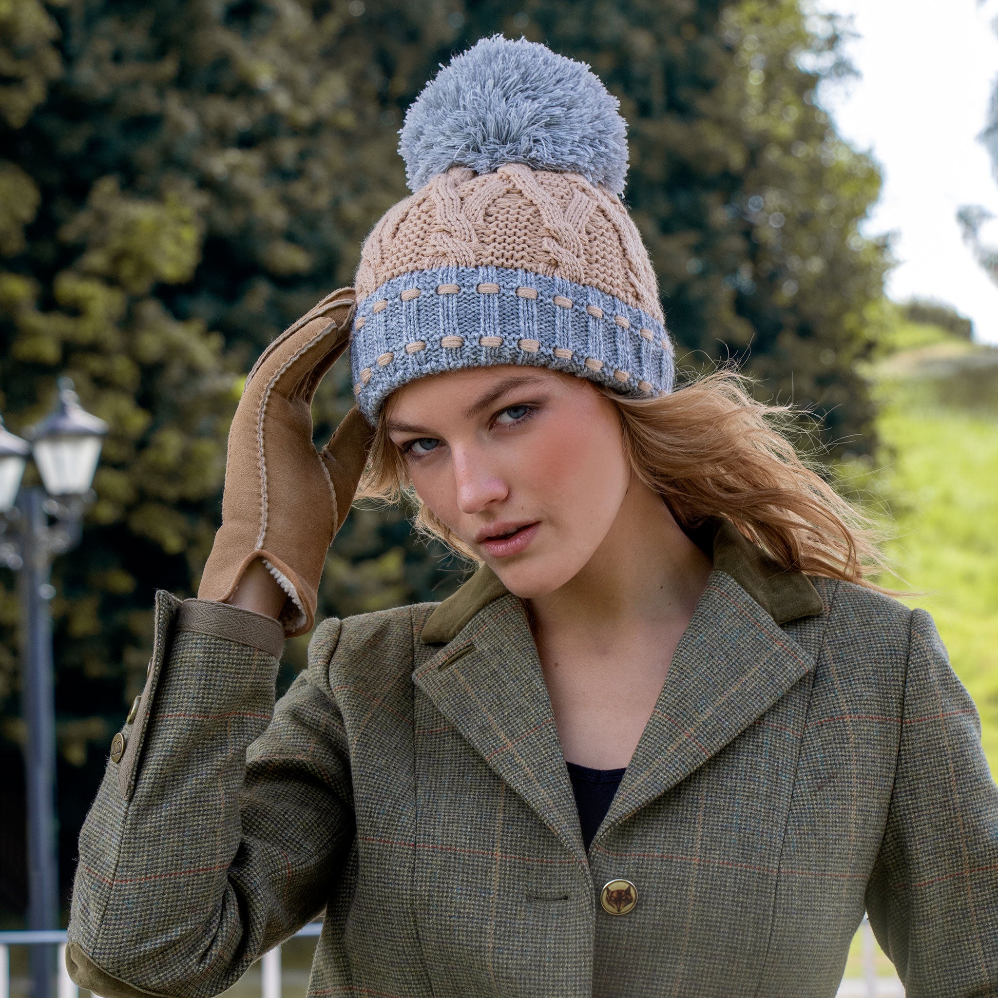 Women's Cable Knit Bobble Hat with Colour Contrast Details and